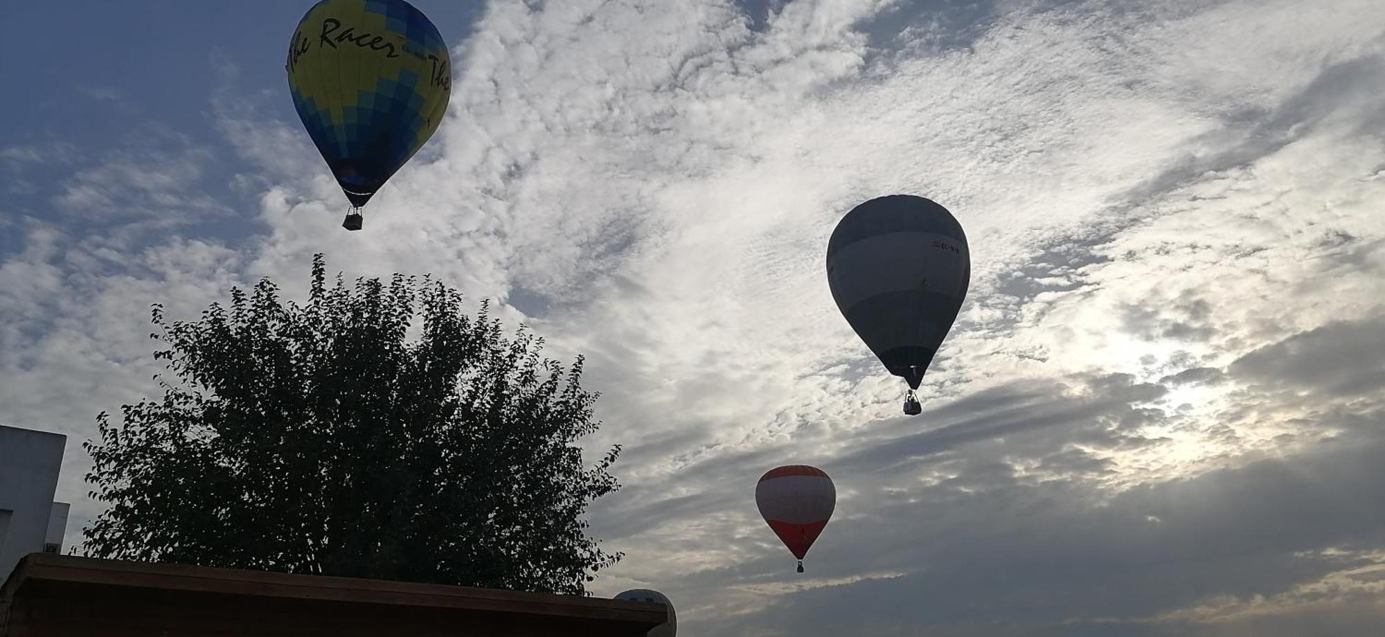 Cabana El Salto Del Duende Vila Carrion de Los Cespedes Exterior foto